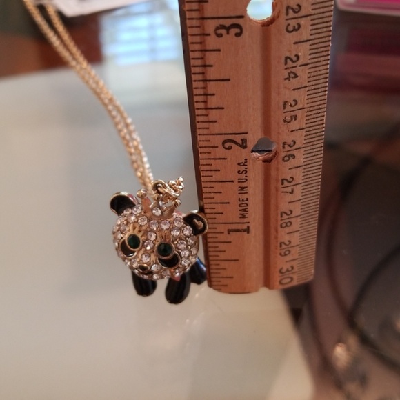 BETSEY Johnson Necklace - Picture 8 of 8